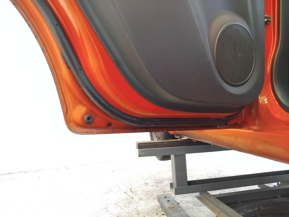 Opel Agila B original T&uuml;r hinten links 4VA blaze red glutrot BJ2009