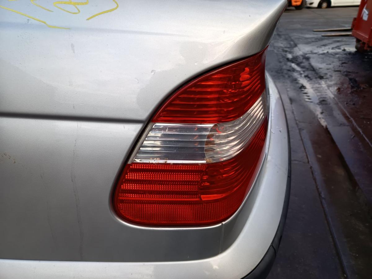 BMW E46 Limo original R&uuml;ckleuchte links Heck Schluss Licht Bj 2003