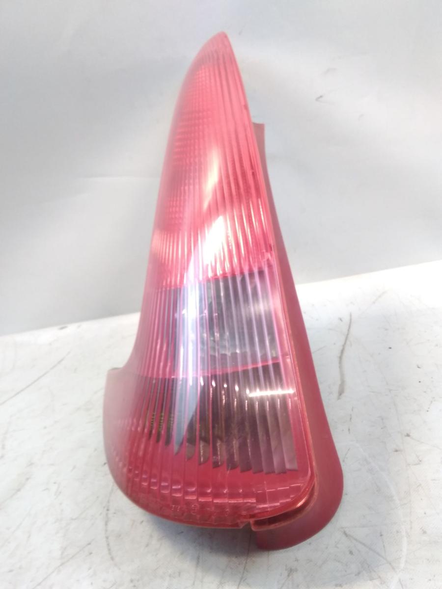 Peugeot 206SW Kombi original R&uuml;ckleuchte Schlussleuchte links BJ2005