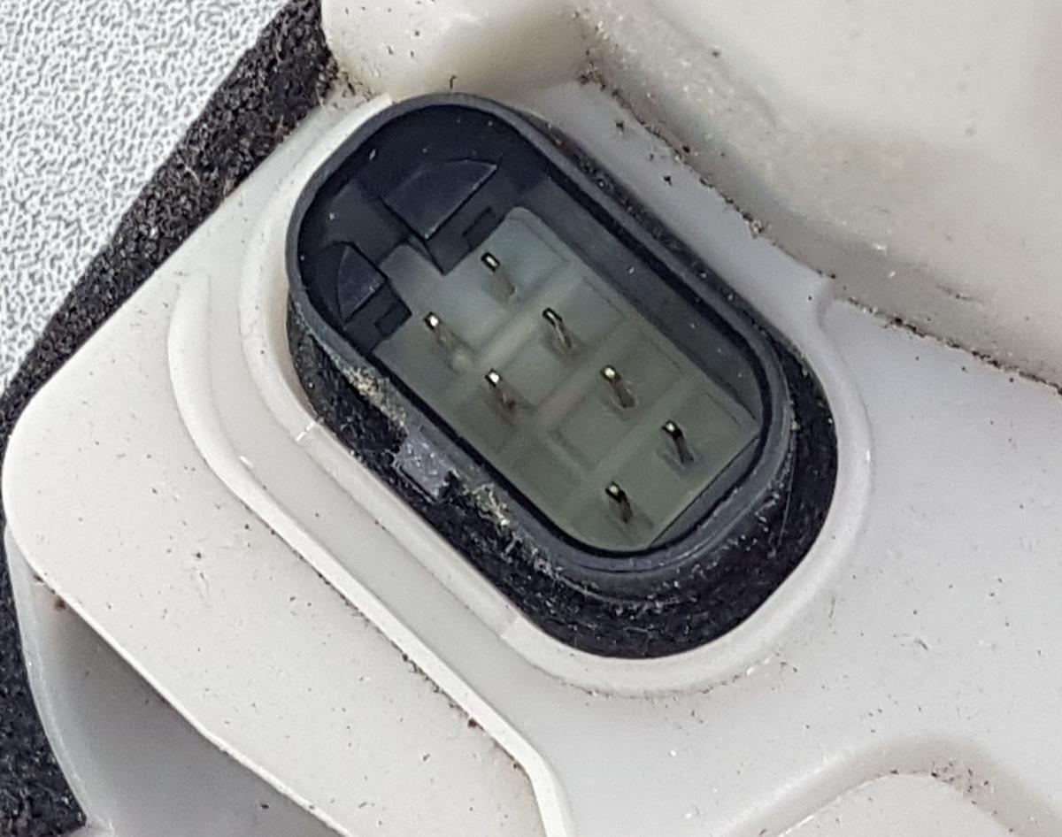 Tesla Model Y T&uuml;rschloss hinten rechts 1500675-00-B Bj2022 f&uuml;r ZV 7 Pins
