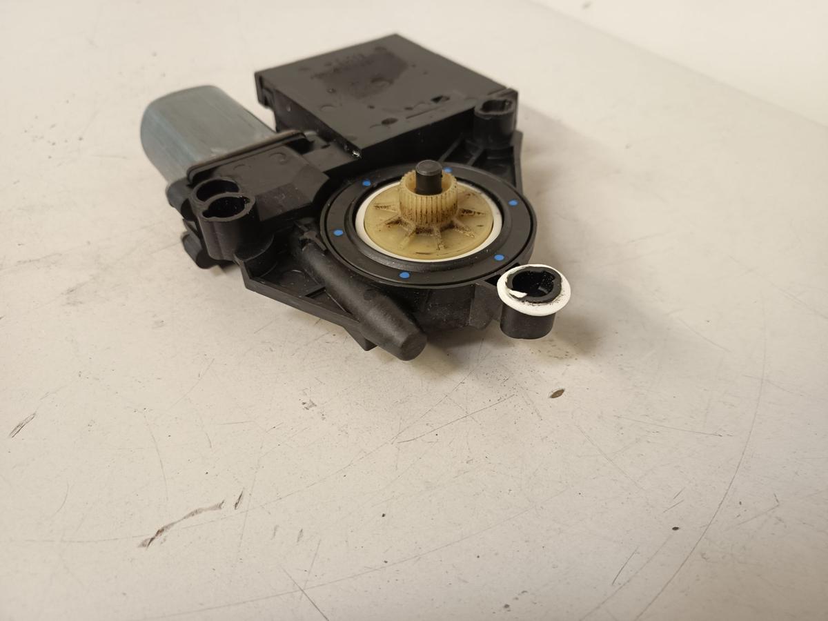 Skoda Octavia II original Fensterhebermotor vorn links 1T0959701 Bj 2005