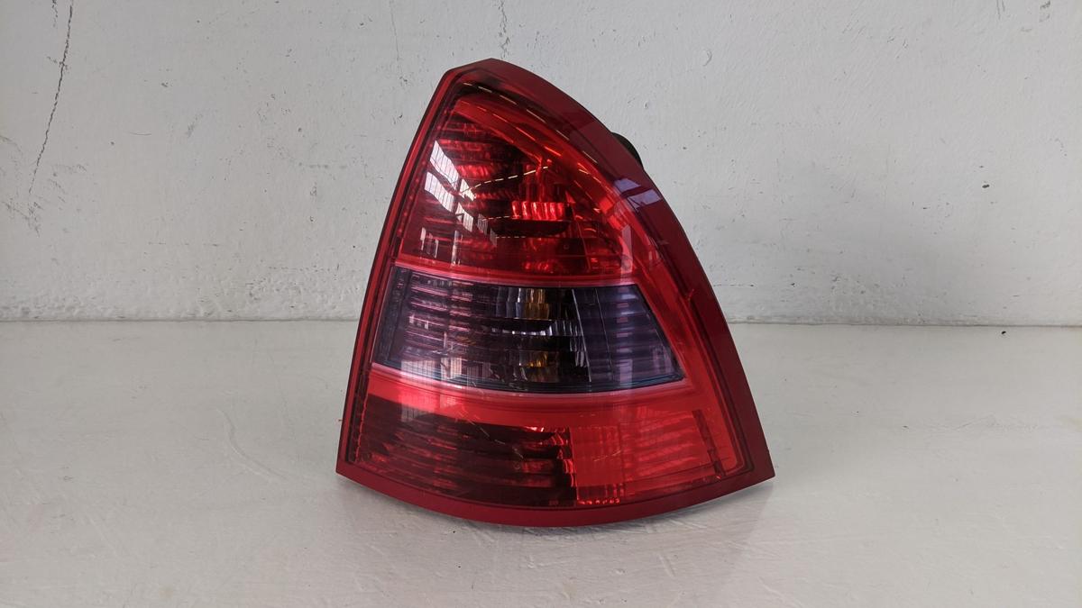 Rückleuchte Schlußleuchte Rücklichte Lampe hinten aussen rechts Citroen C5 Limo