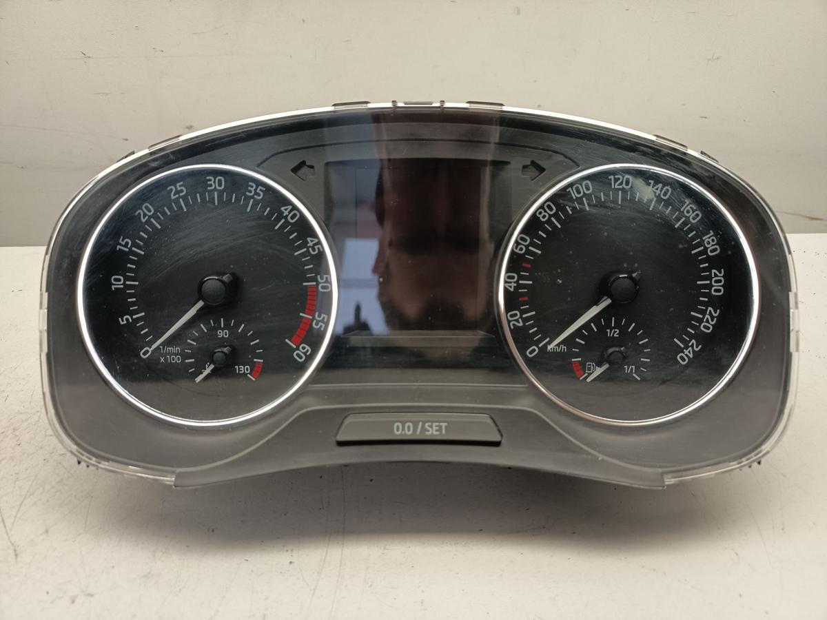 Skoda Rapid original Kombiinstrument Tacho 5JA920810 Baujahr 2016