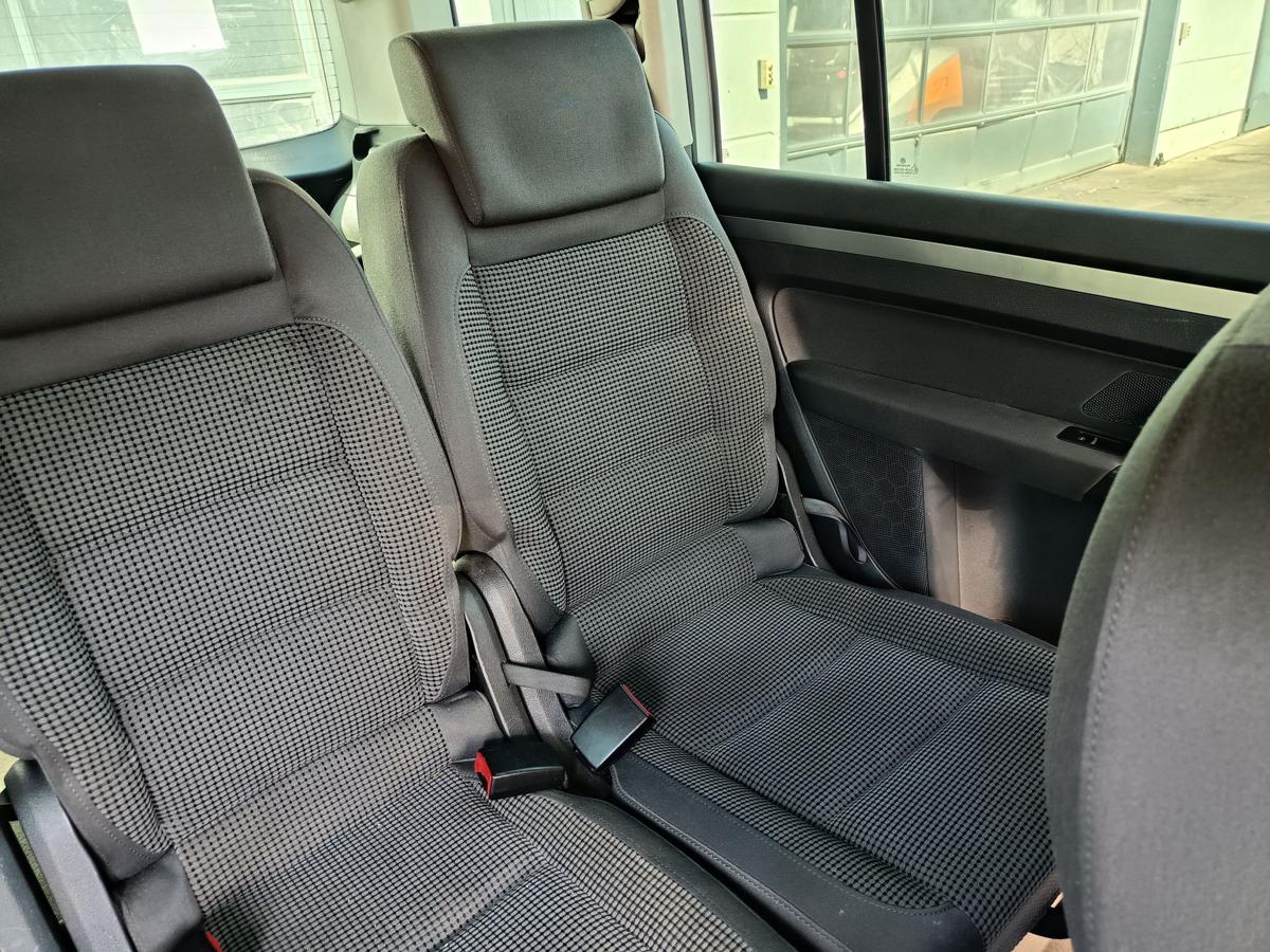 VW Touran 1T original Sitz hinten links 2 Reihe Stoff Baujahr 2004
