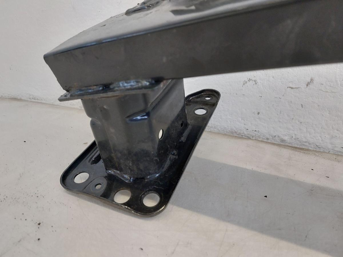 Hyundai i30 PD Mild Hybrid Tr&auml;ger Sto&szlig;f&auml;nger vorn Sto&szlig;stangentr&auml;ger Pralltr&auml;ger