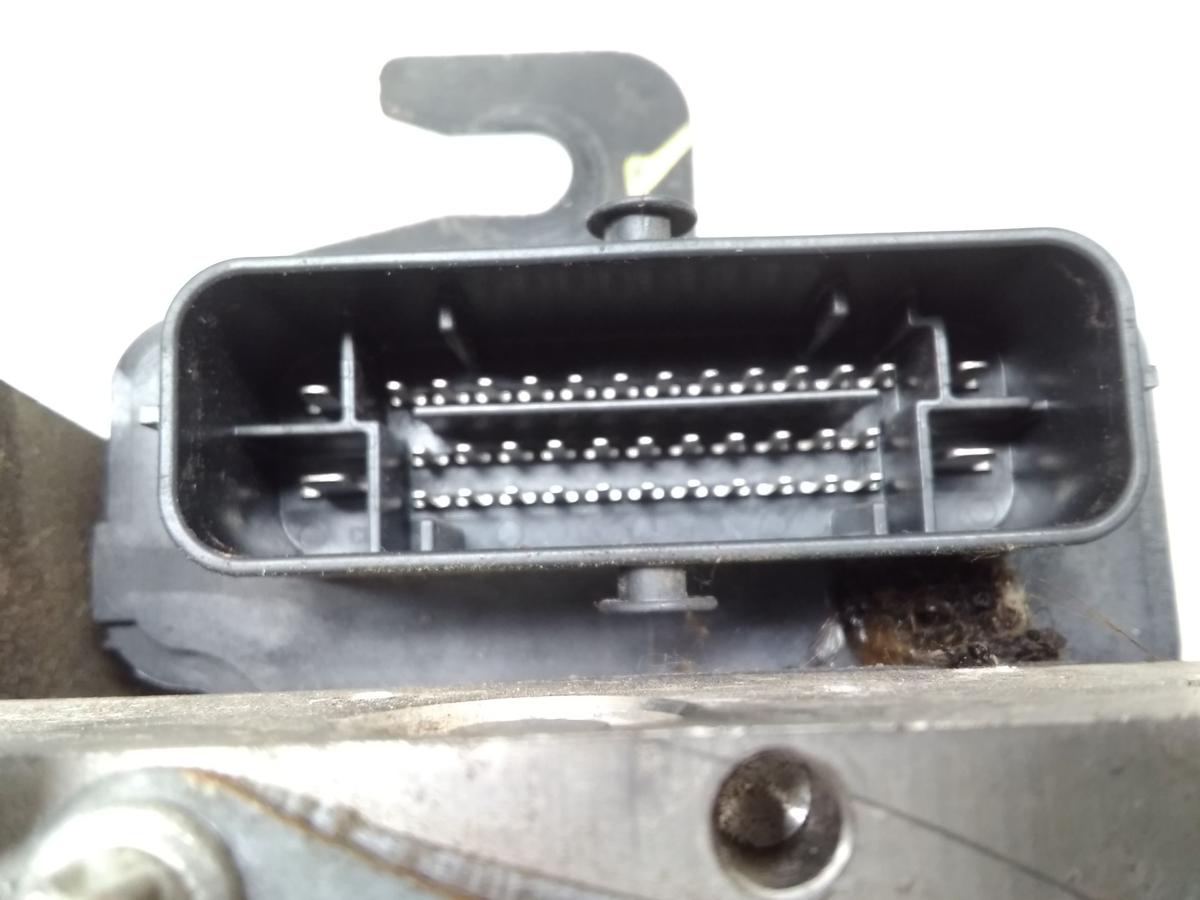 Dacia Logan 2 original ABS-Block 476605492R BJ2015