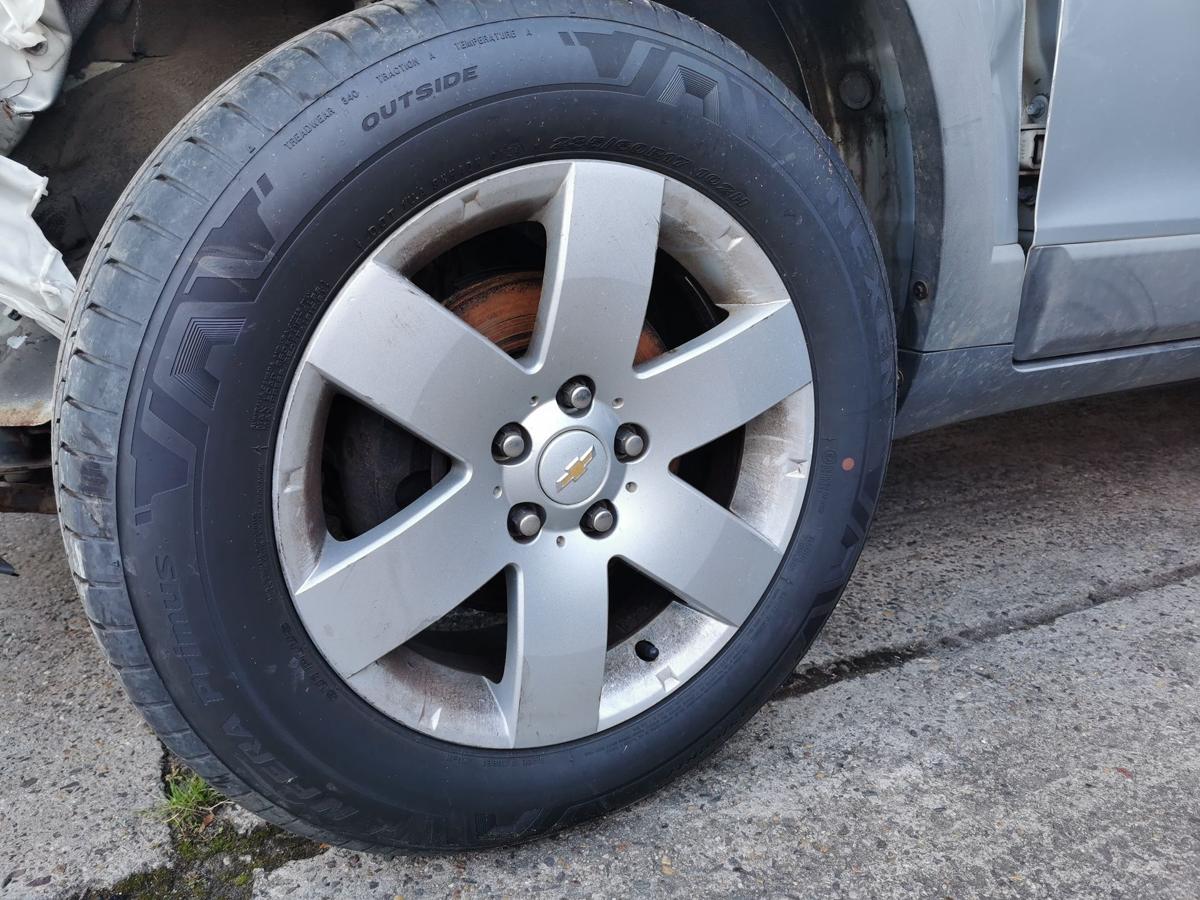 Chevrolet Captiva KLAC Radsatz Alufelgen 17Zoll 235 60 R17 102H Nexen Sommer