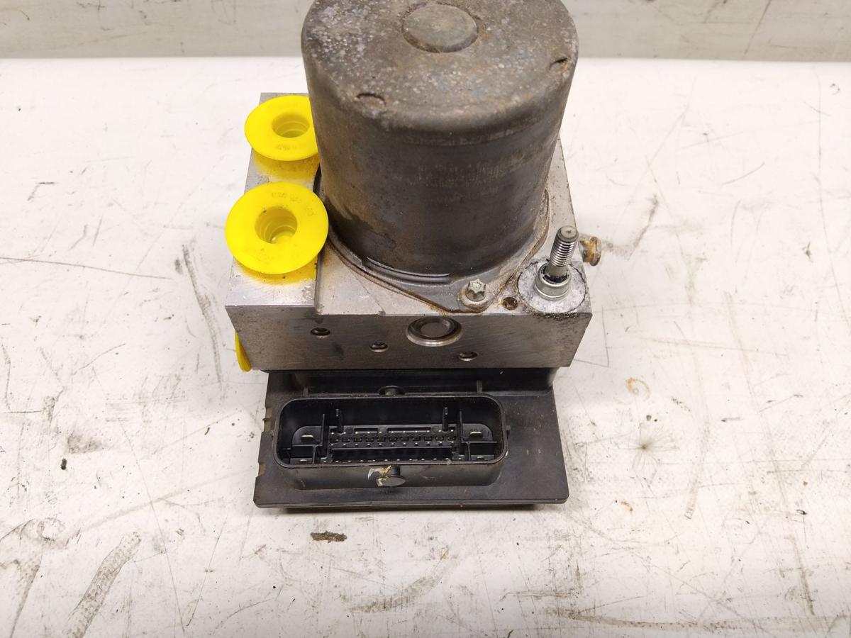 Seat Exeo ST 3R original ABS Block Hydroaggregat 8E0910517H BJ2011