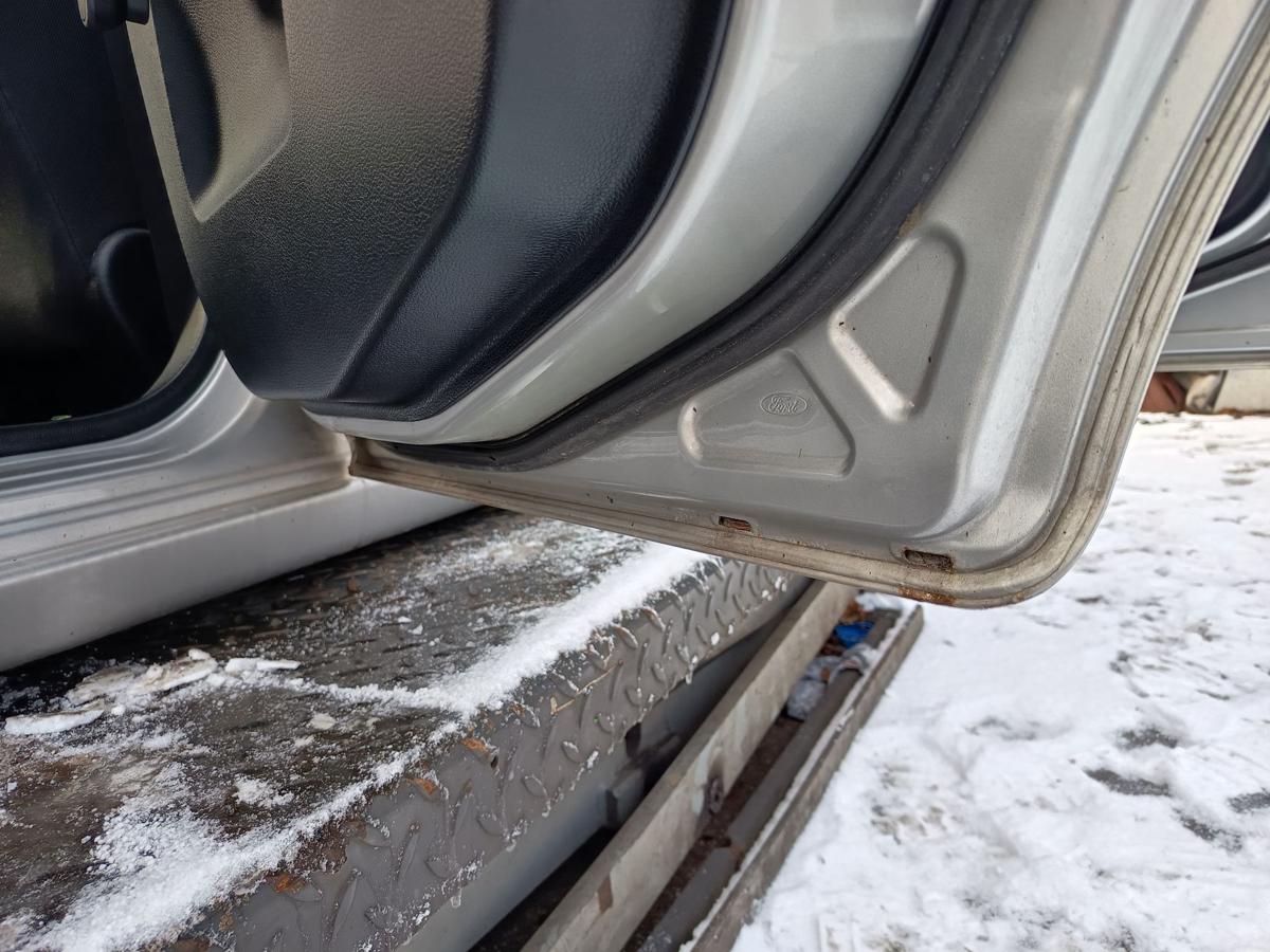 Ford Fiesta VI original T&uuml;r hinten rechts Fond Polarsilber Bj 2005