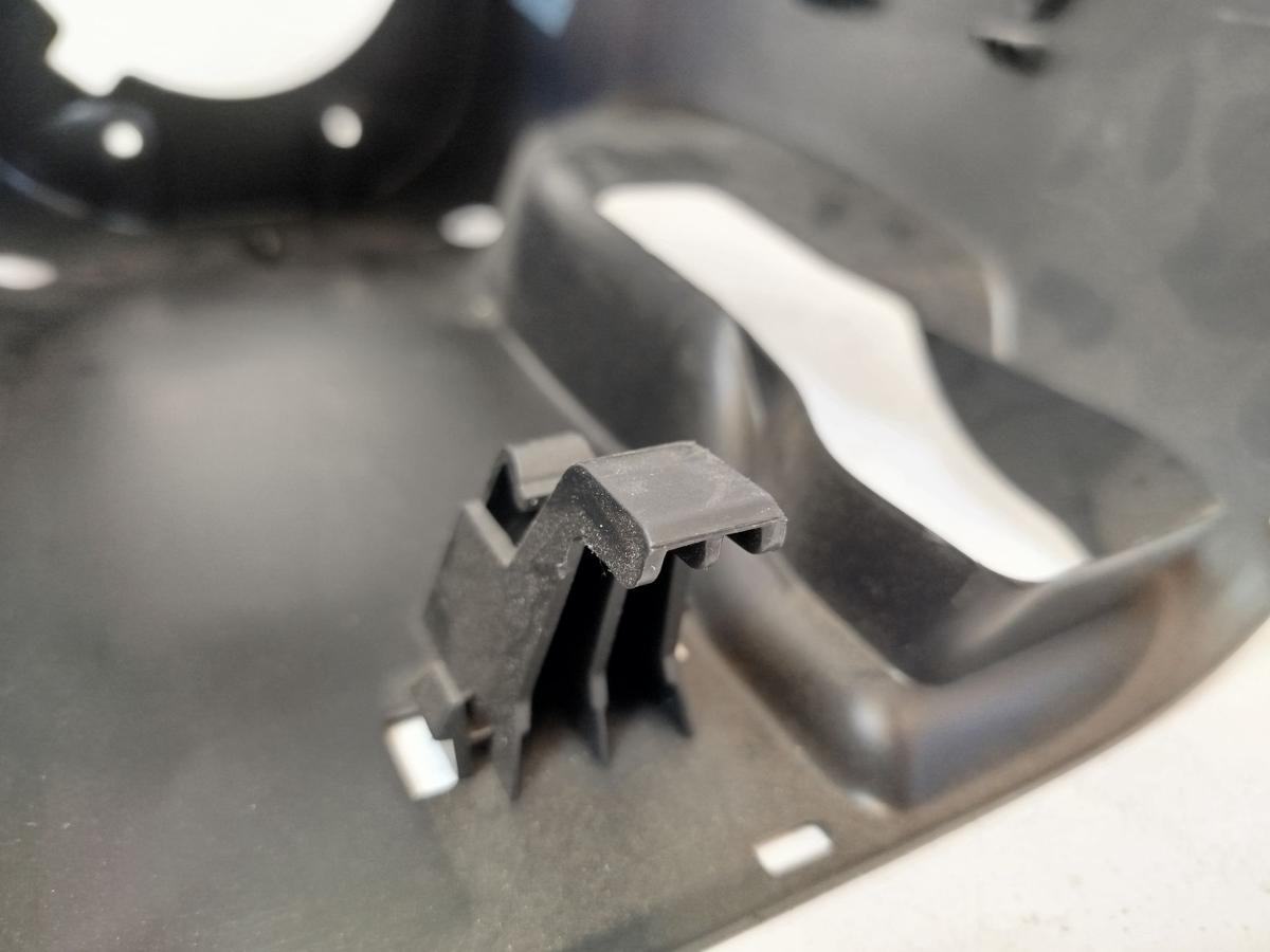 Renault Scenic IV 4 J9 RFA Lenksäulenverkleidung Verkleidung Lenksäule 2 teilig