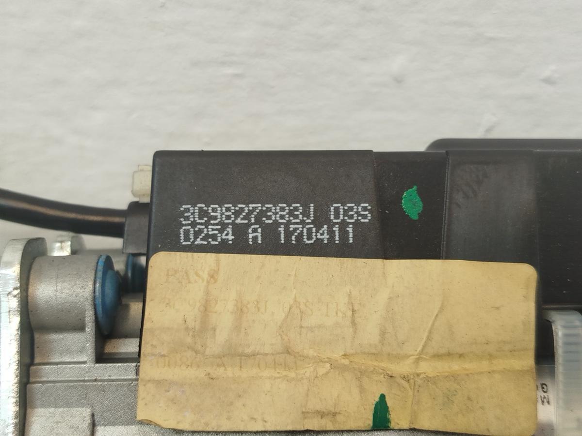 VW Passat 3C B7 Variant Stellmotor Antrieb elektrische Heckklappe links OEM