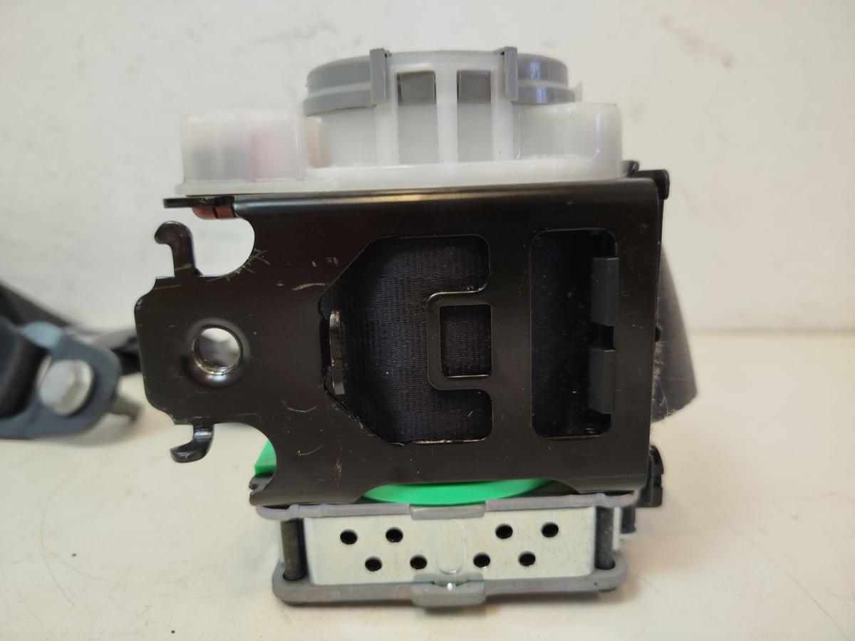 Citroen C4 II Typ N Sicherheitsgurt vorn links Gurt Anschnallgurt Beifahrergurt