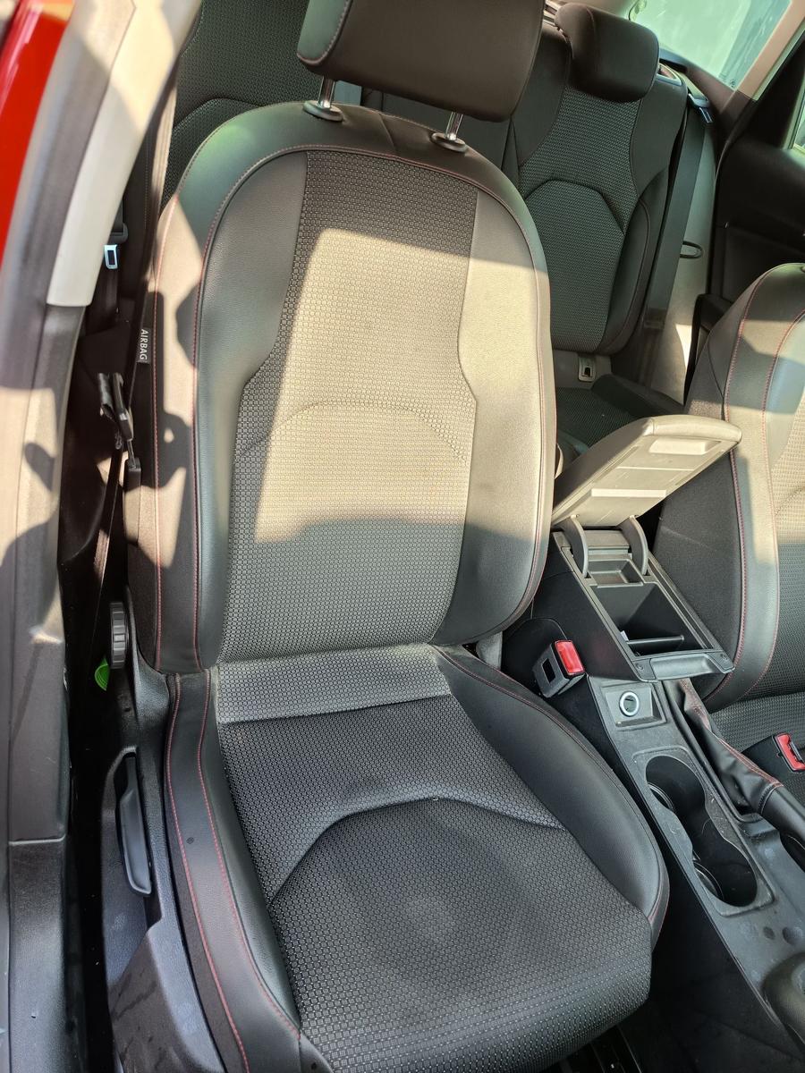 Seat Leon ST FR 5F original Innenausstattung Teilleder beheizt EZ2015