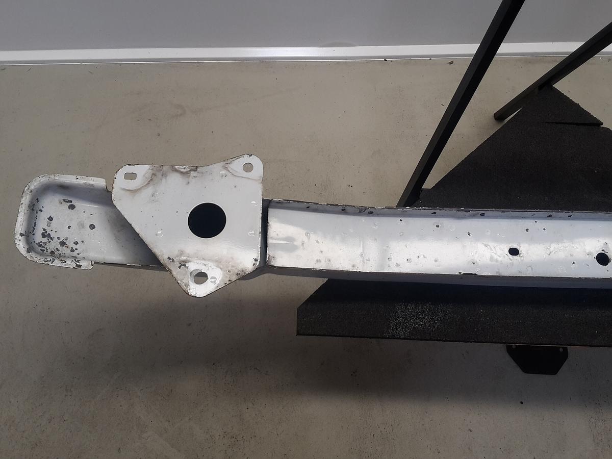 Opel Movano F9 Bj. 2007 org. Tr&auml;ger Sto&szlig;f&auml;nger vorne 2,4l 74kw Diesel