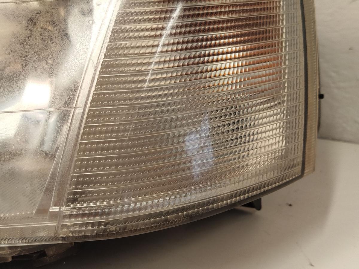 Dacia Logan LS0 Scheinwerfer Hauptscheinwerfer Frontscheinwerfer vorn links tr&uuml;b