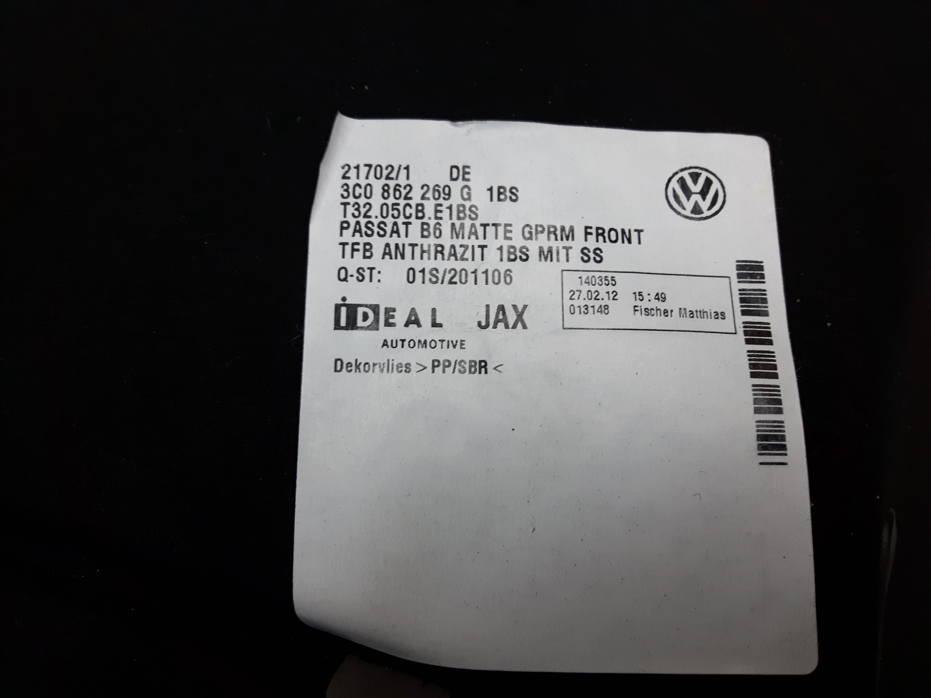 VW Passat 3C Bj.2012 original Hutablage