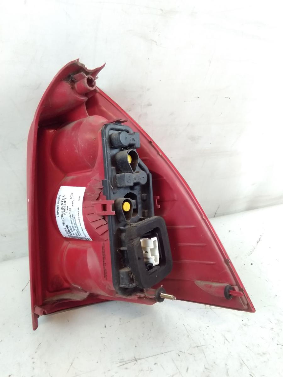 Peugeot 307 SW Kombi original Rückleuchte Heckleuchte links Facelift BJ2006