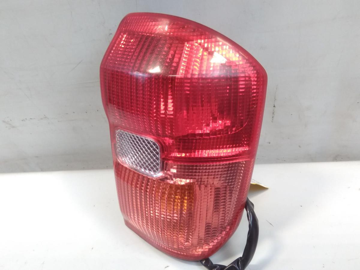 Toyota RAV4 II A2 original R&uuml;ckleuchte Heckleuchte 3-t&uuml;rig BJ2001