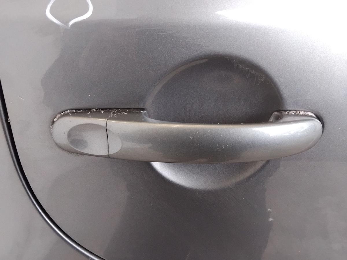 W Touran 1T T&uuml;r hinten rechts LD7X platingraumetallic BJ2007