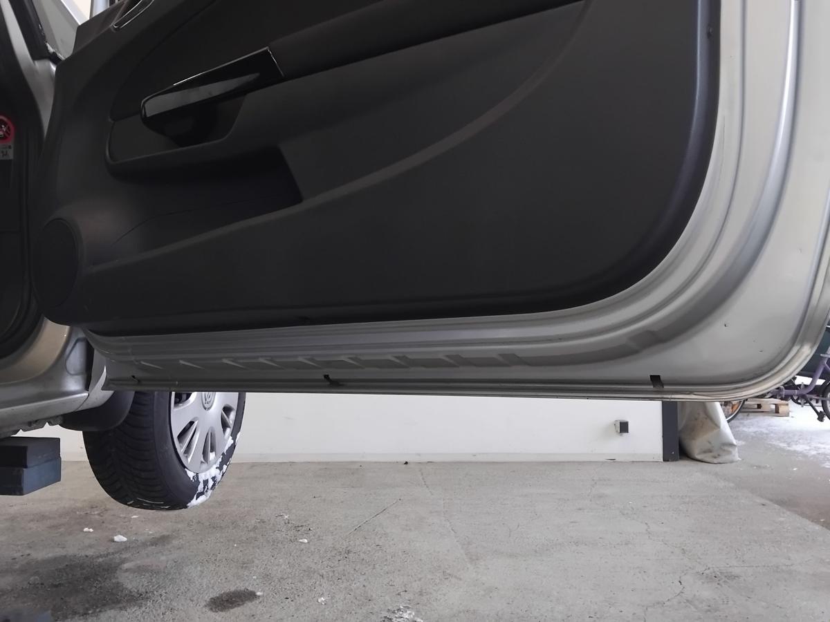 Opel Corsa D T&uuml;r vorn rechts Beifahrert&uuml;r 3-t&uuml;rig 2AU Starsilber III BJ2007