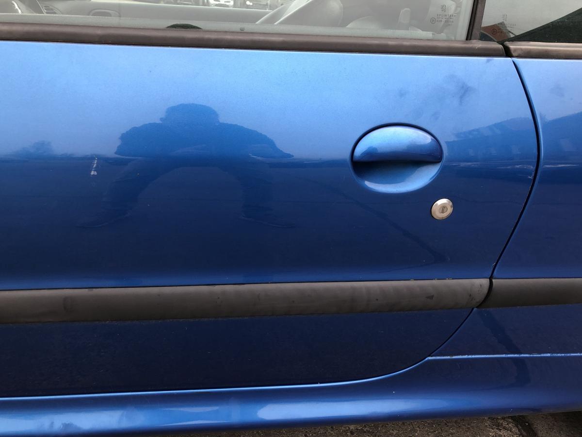 Peugeot 206CC Typ 2D T&uuml;r vorn links Fahrert&uuml;r im Rohbau KMF Poseidon Blau Met