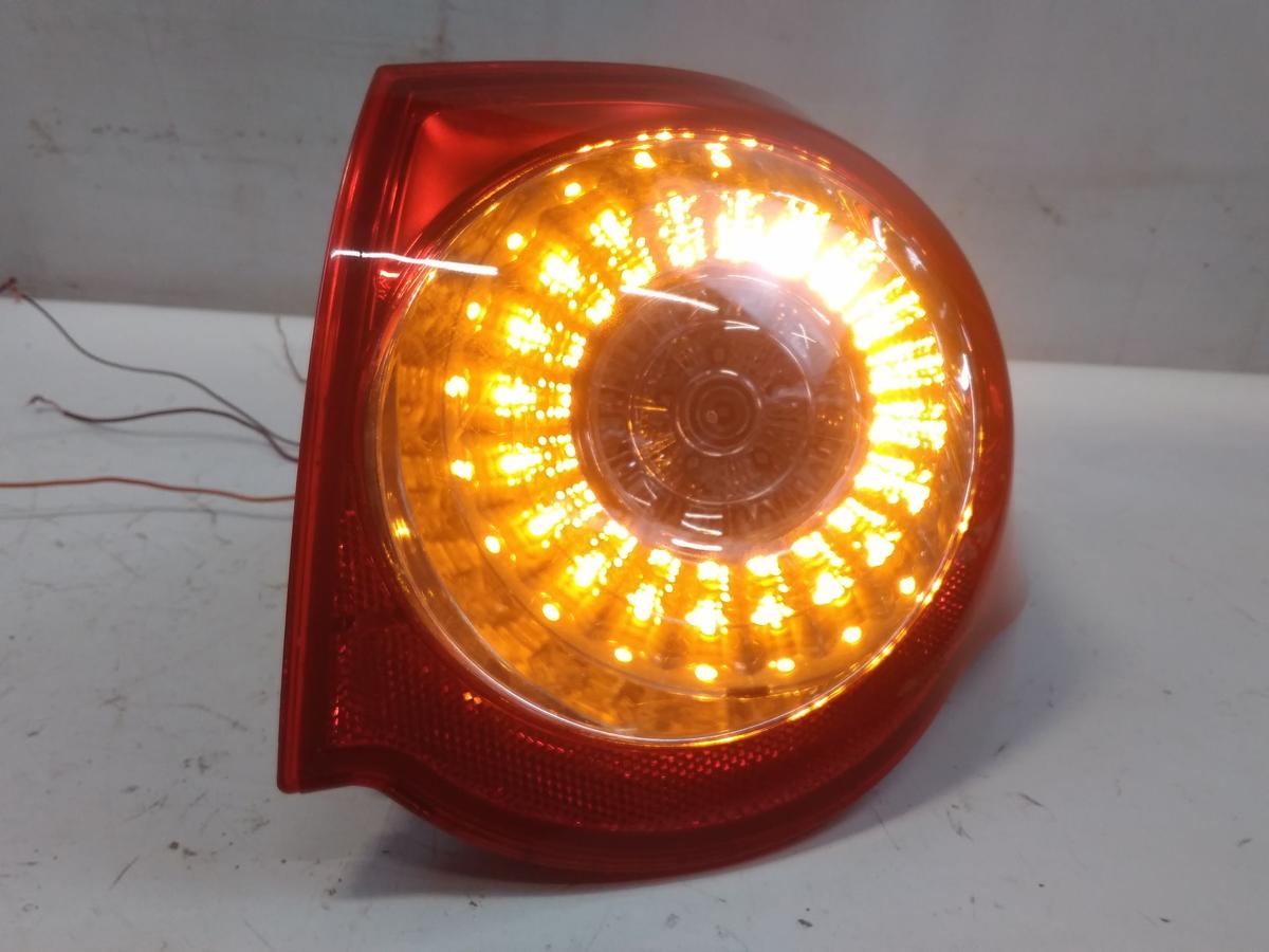 VW Passat 3C Variant LED R&uuml;ckleuchte Schlussleuchte au&szlig;en rechts BJ2010