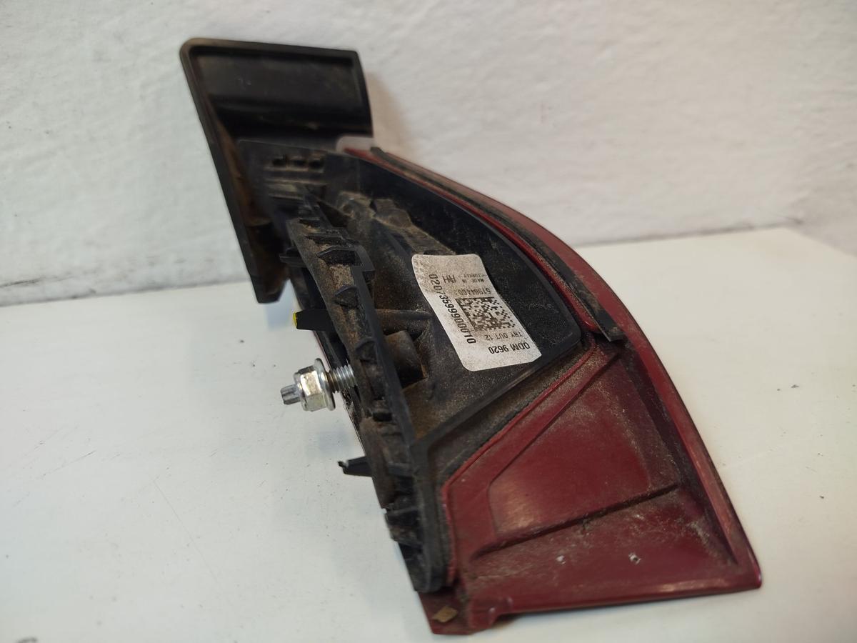 Fiat Tipo Typ 356 R&uuml;ckleuchte links Innenteil Heckklappe Stufenheck Heckleuchte