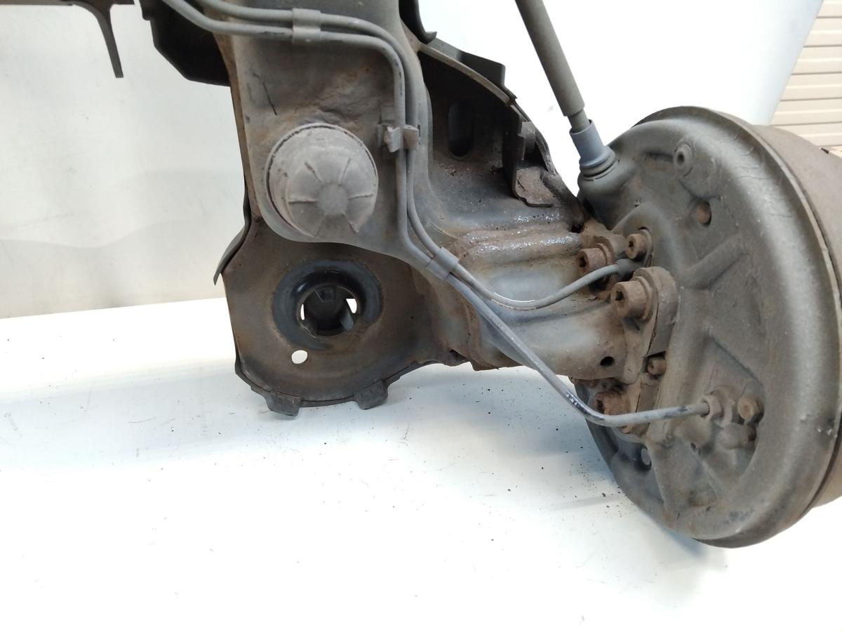 Peugeot 208 Hinterachse komplett trommelgebremst Bj.2016