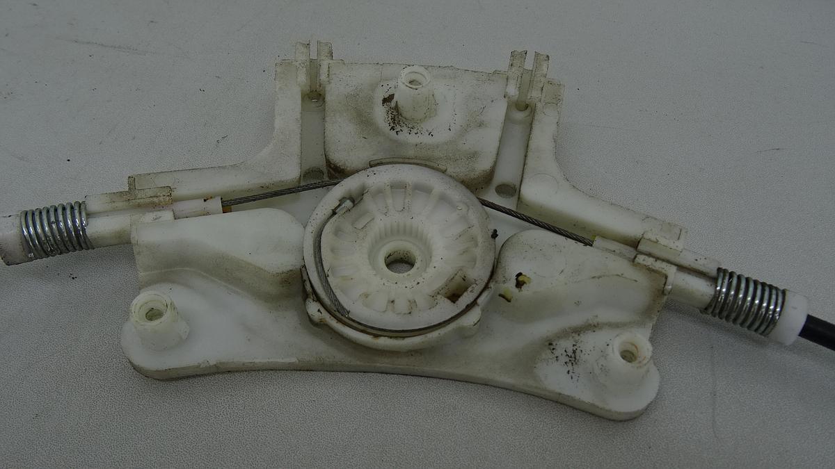 Peugeot 407 SW Bj2005 Fensterheber hinten links 9644893780 994333103 ohne Motor