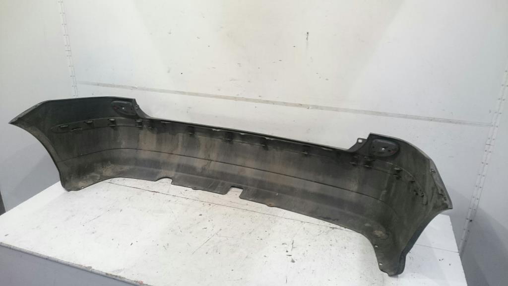 Nissan Almera Tino BJ 2003 Stoßstange hinten Stoßfänger Schwarz 03-06