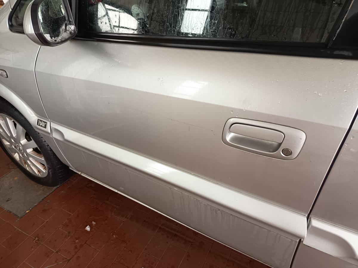 Opel Zafira A original T&uuml;r vorne links Fahrerseite Z157 Starsilber Bj 2005