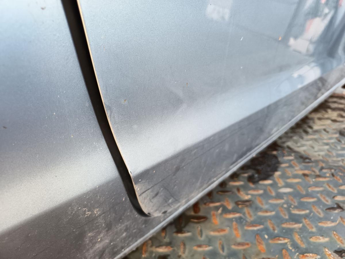 Opel Corsa C original T&uuml;r rechts Beifahrer 3t&uuml;rer Z163 Lichtsilber Bj 2004