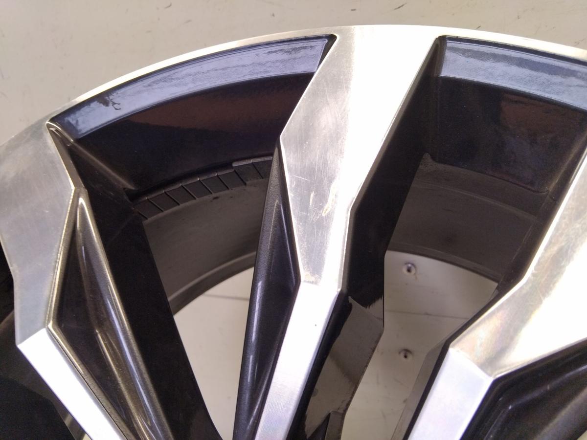 original Alufelge Suzuka 8.5Jx20H2 ET38 5NN601025E VW Tiguan mit M&auml;ngeln Bj.2018