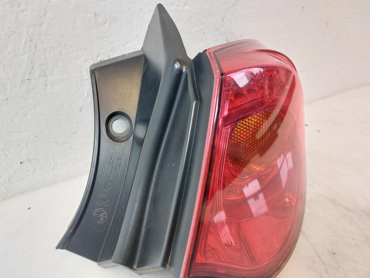 Rückleuchte Rücklicht Heckleuchte außen rechts LED Alfa Romeo Giulietta 940