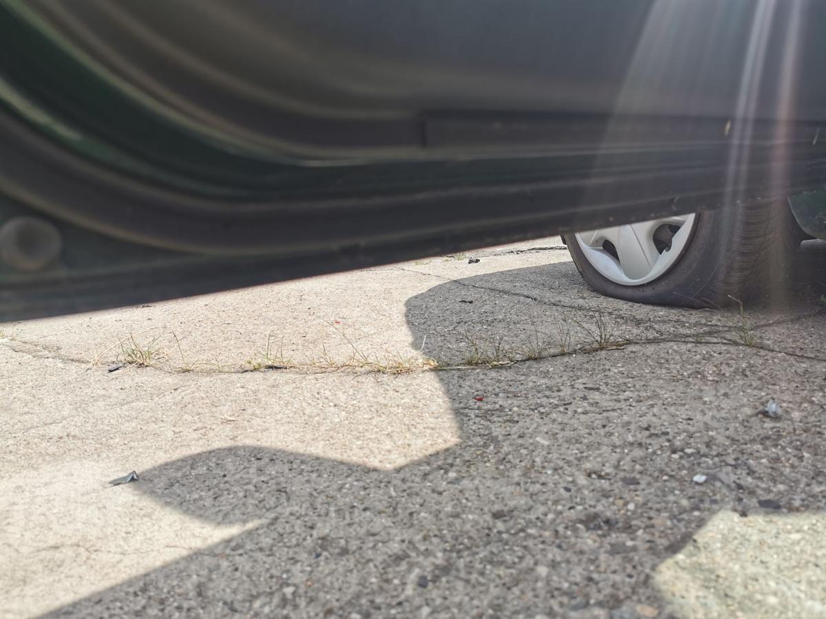 Toyota Yaris P1 Fahrertür Tür Autotür Rohbautür vorn links 6R4 Dark Green
