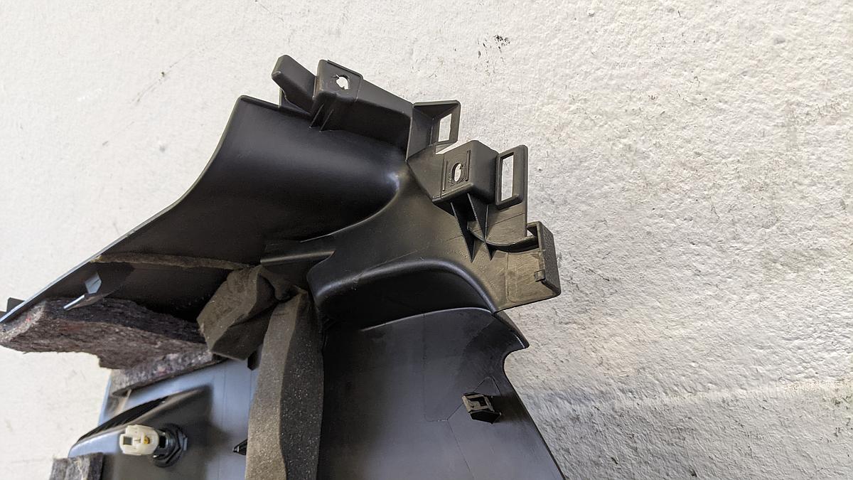 Skoda Yeti 5L Verkeidung rechts Kofferraum Seite 5L6867428G