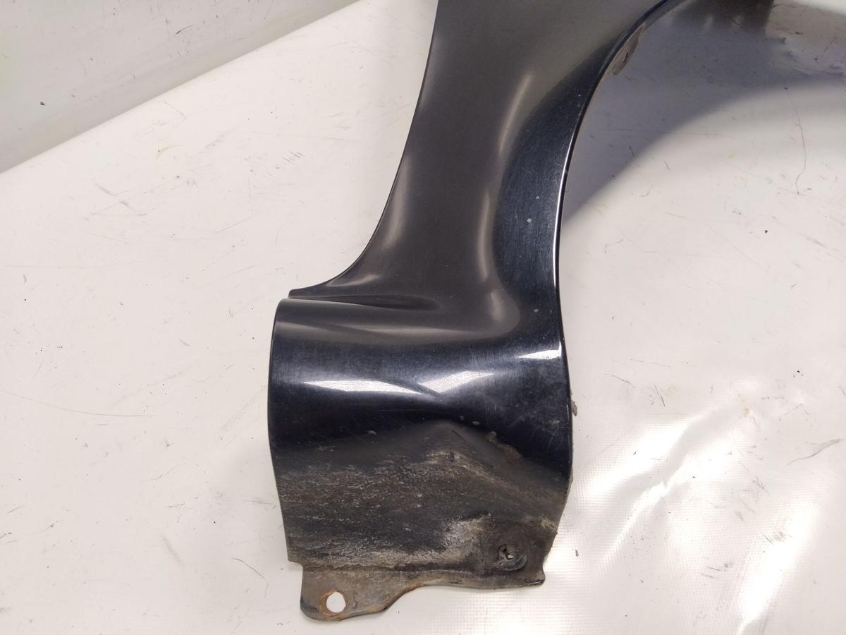 Toyota Aygo 1 original Kotfl&uuml;gel vorn rechts schwarzmetallic 211 Bj.2009