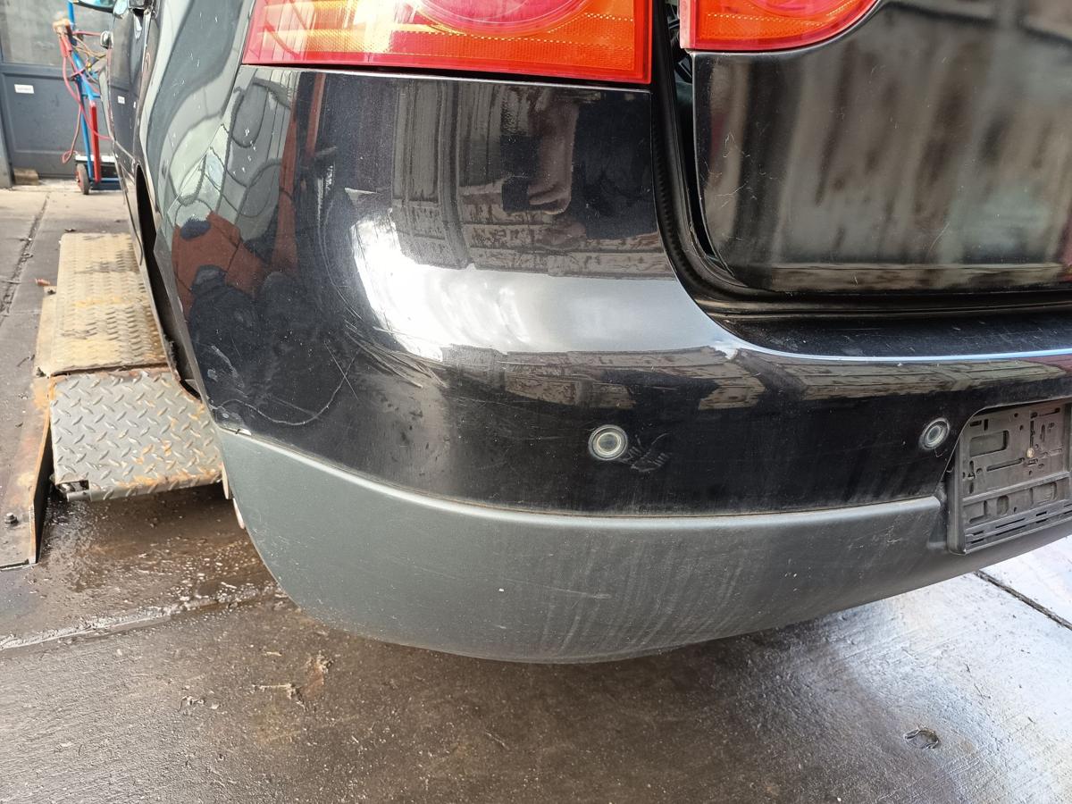 VW Golf V original Sto&szlig;stange hinten LC9Z Black Magic Metallic PDC Baujahr 2007