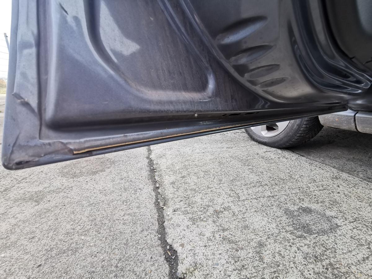 Opel Zafira B Fahrertür Tür Autotür Rohbautür vorn links Z155 Moonland grau met