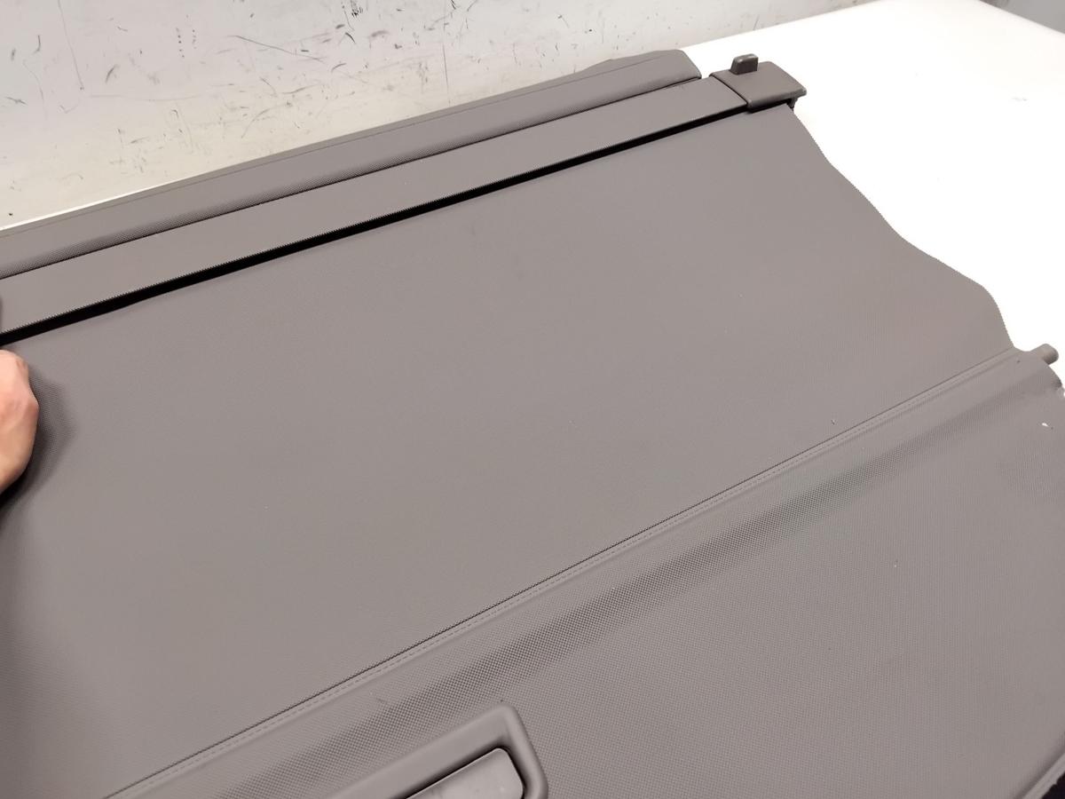 Audi A4 B5 Avant Facelift original Laderaumrollo Kofferraumabdeckung grau Bj.2000