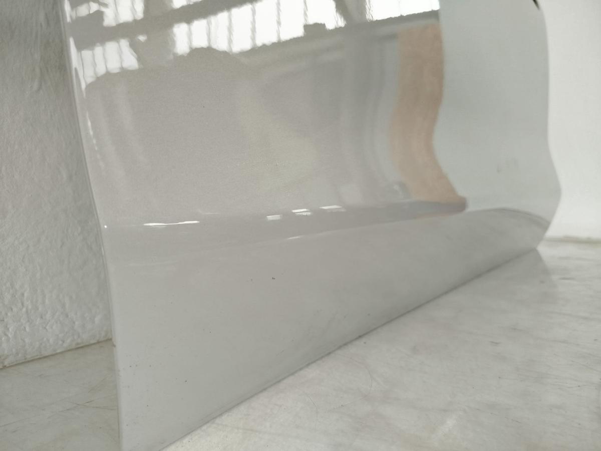 NIO ET7 Elektro Tür vorn links Fahrertür im Rohbau Sunrise Beige