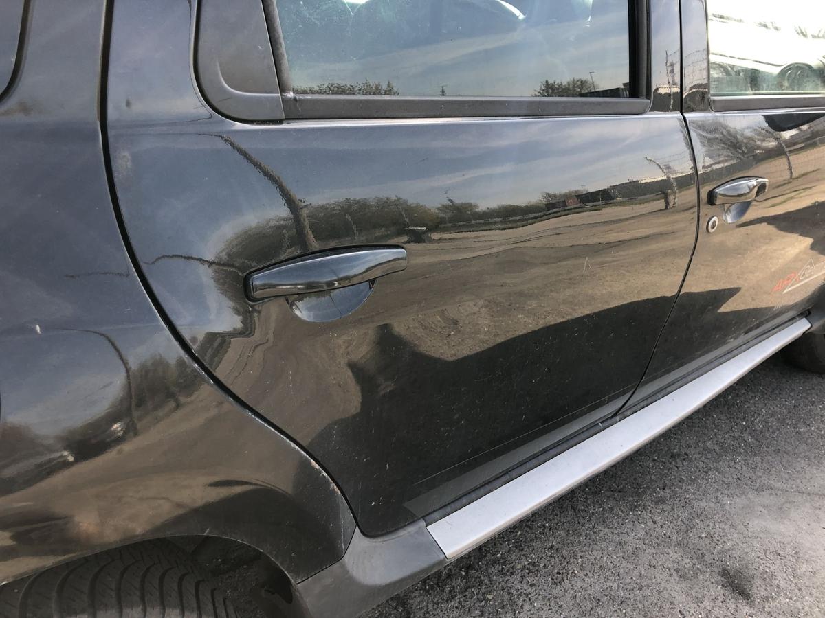 Dacia Duster 1 Typ HS T&uuml;r hinten rechts Fondt&uuml;r im Rohbau NV676 Noir Nacre