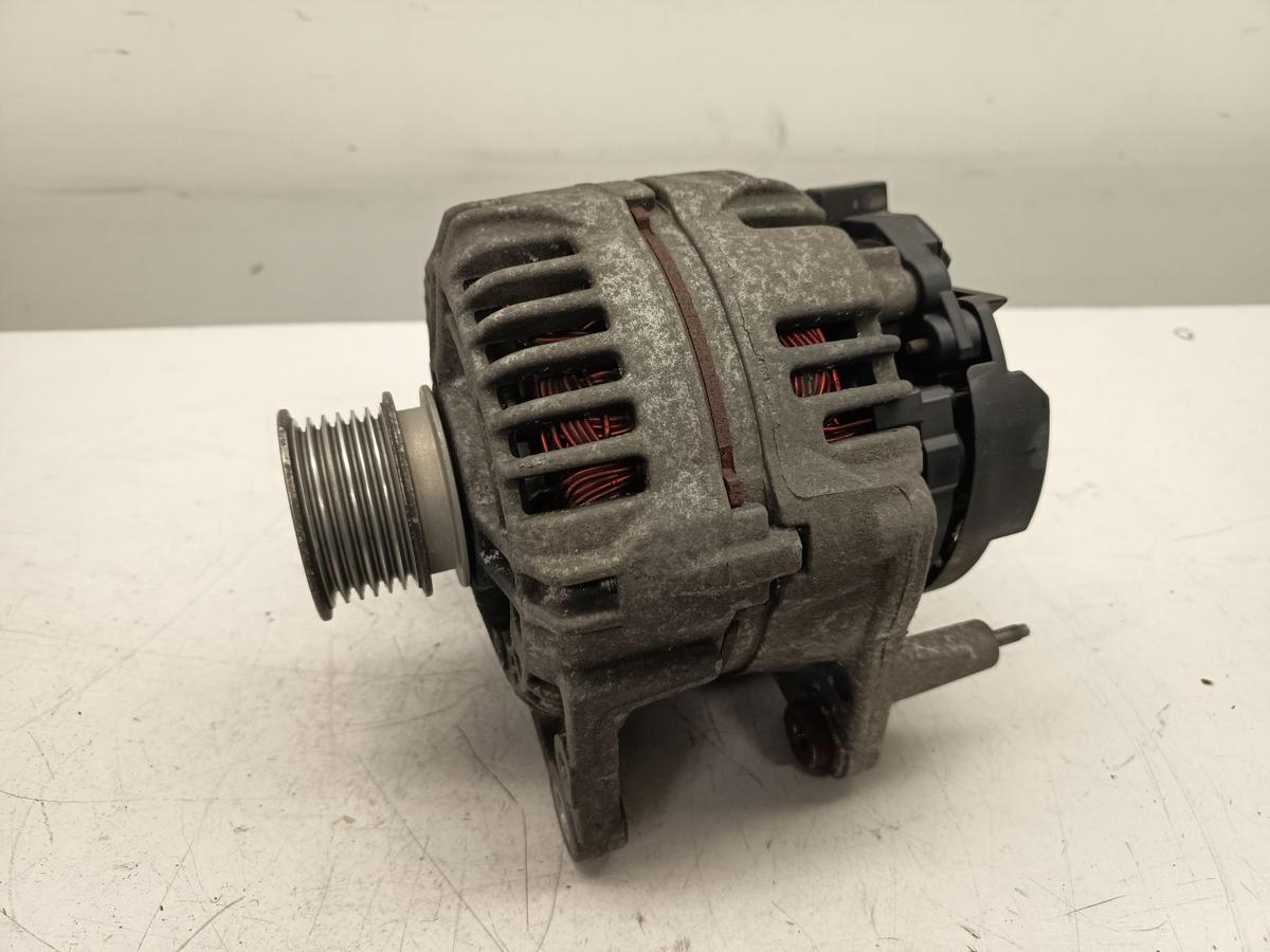 VW Golf V original Lichtmaschine 1.4l 55kW Benzin 110A Baujahr 2003