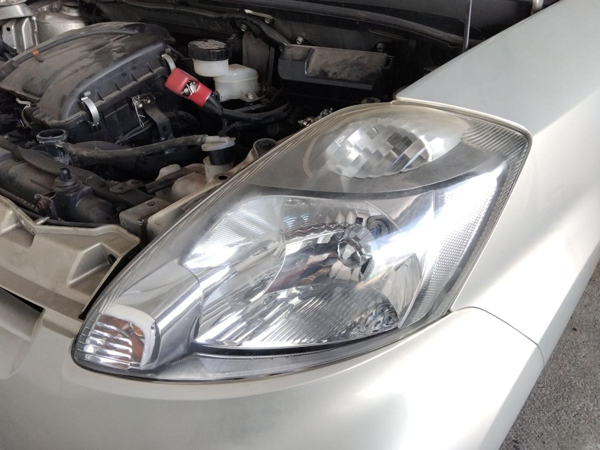 Daihatsu Sirion 2 M300 original Scheinwerfer vorn links Halogen mit LWR BJ2008