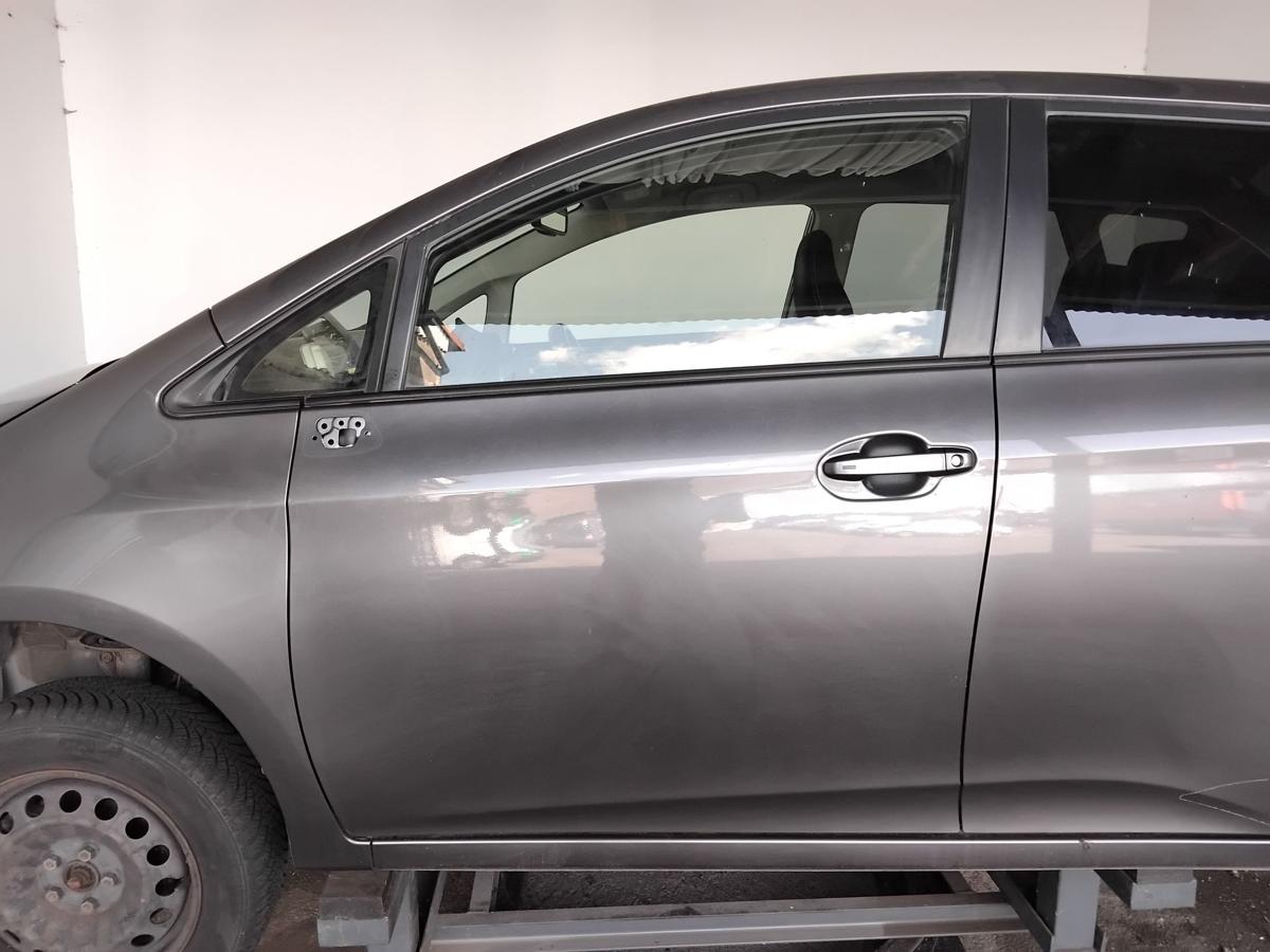 Toyota Verso-S T&uuml;r vorn links Fahrert&uuml;r 1G3 magneticgrey BJ2013