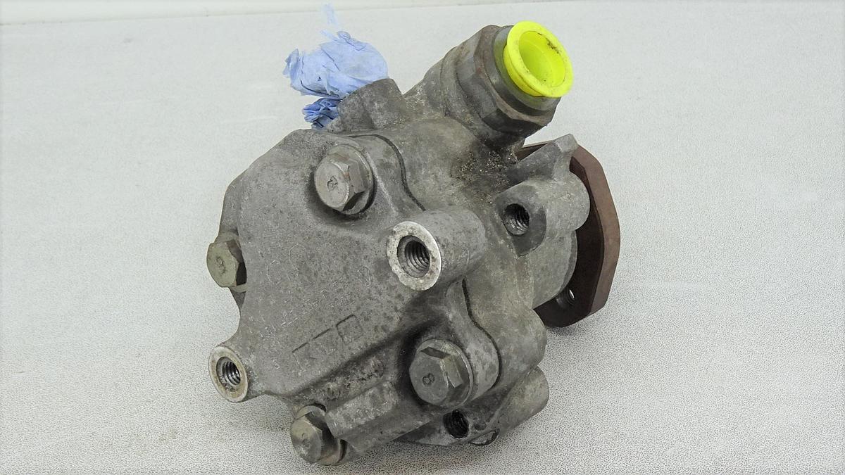 VW Golf IV Servopumpe Bj2004 1J0422154B Hydraulikpumpe