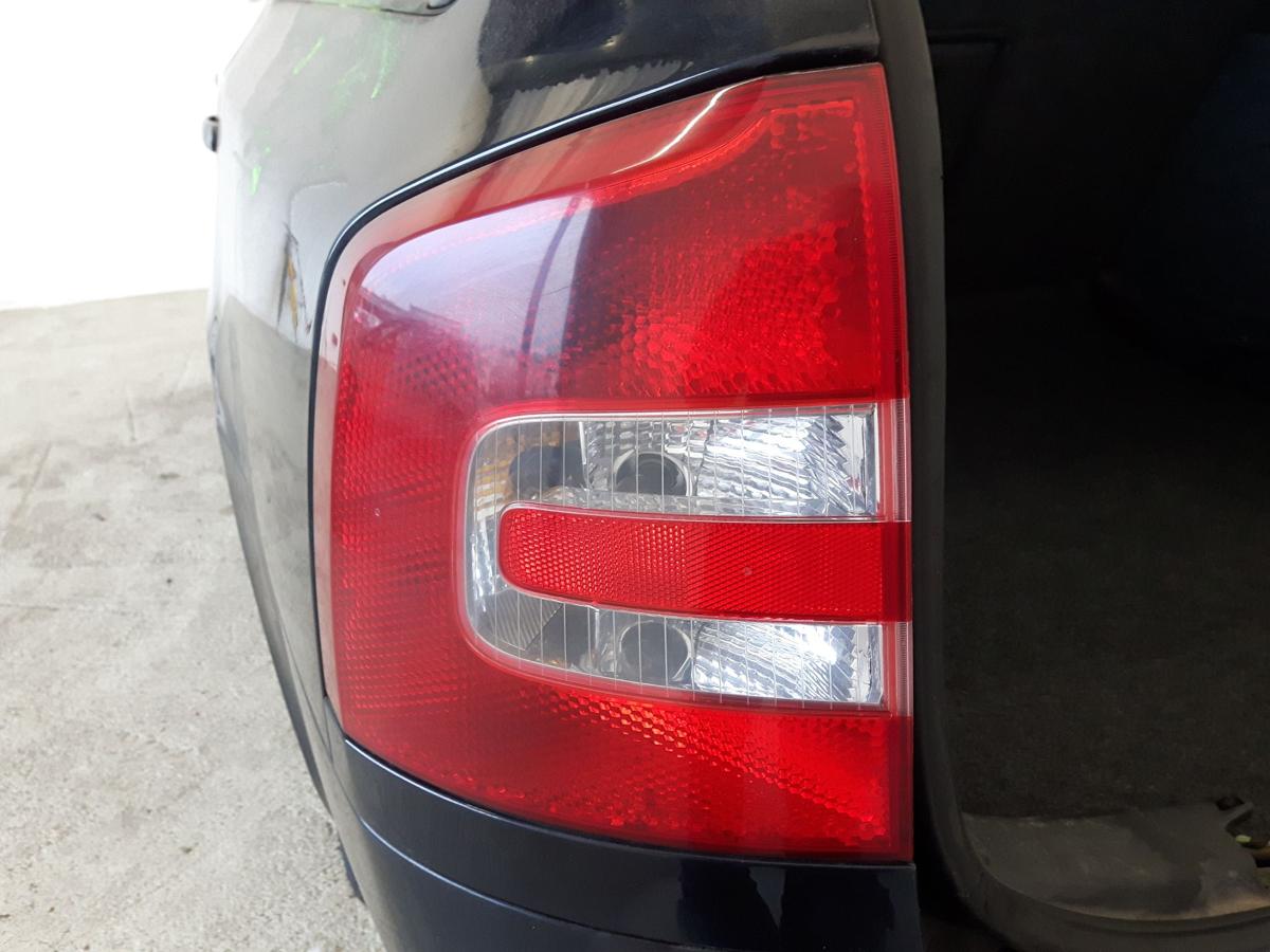 Skoda Octavia 2 1Z Kombi original Rückleuchte Schlussleuchte links BJ2008