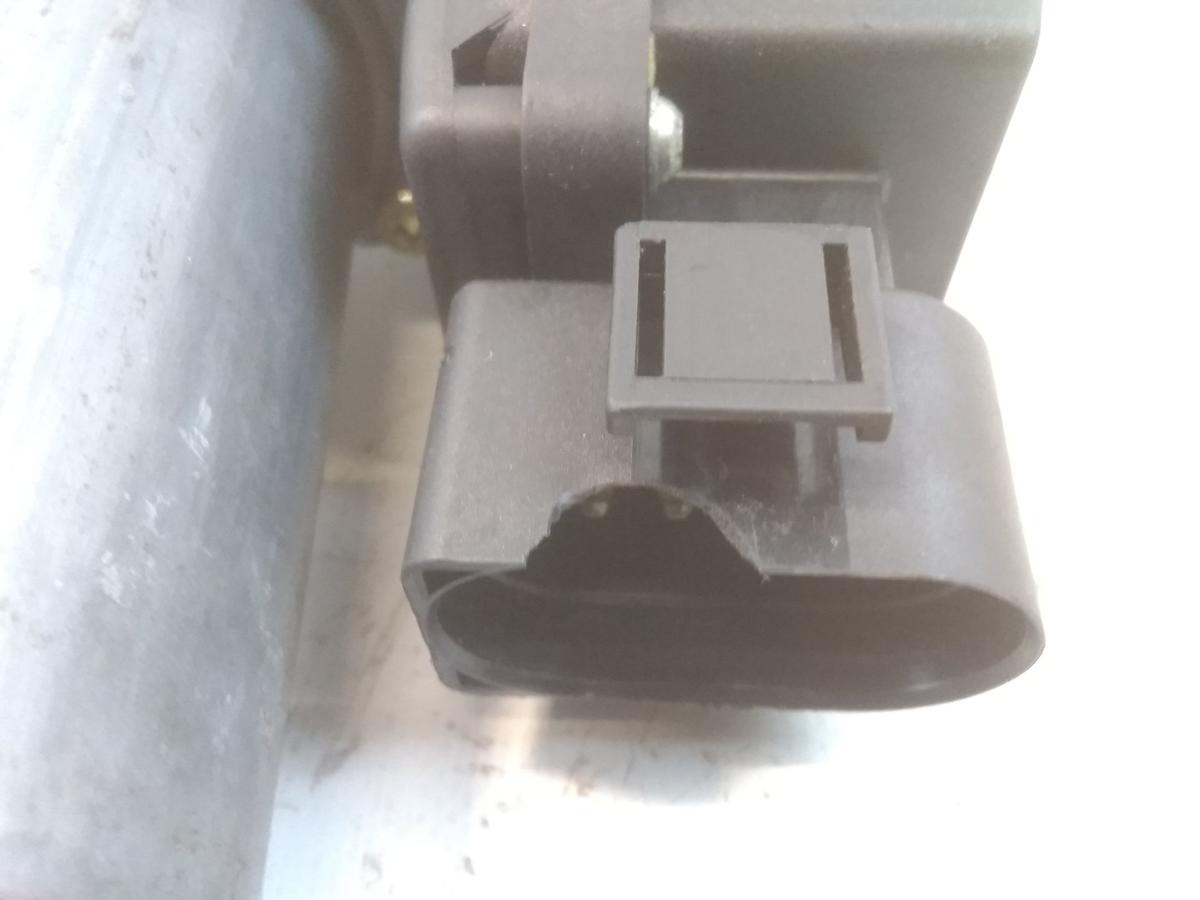 Audi A3 8L original Fensterhebermotor vorn links 8L3959801 Bj.2001