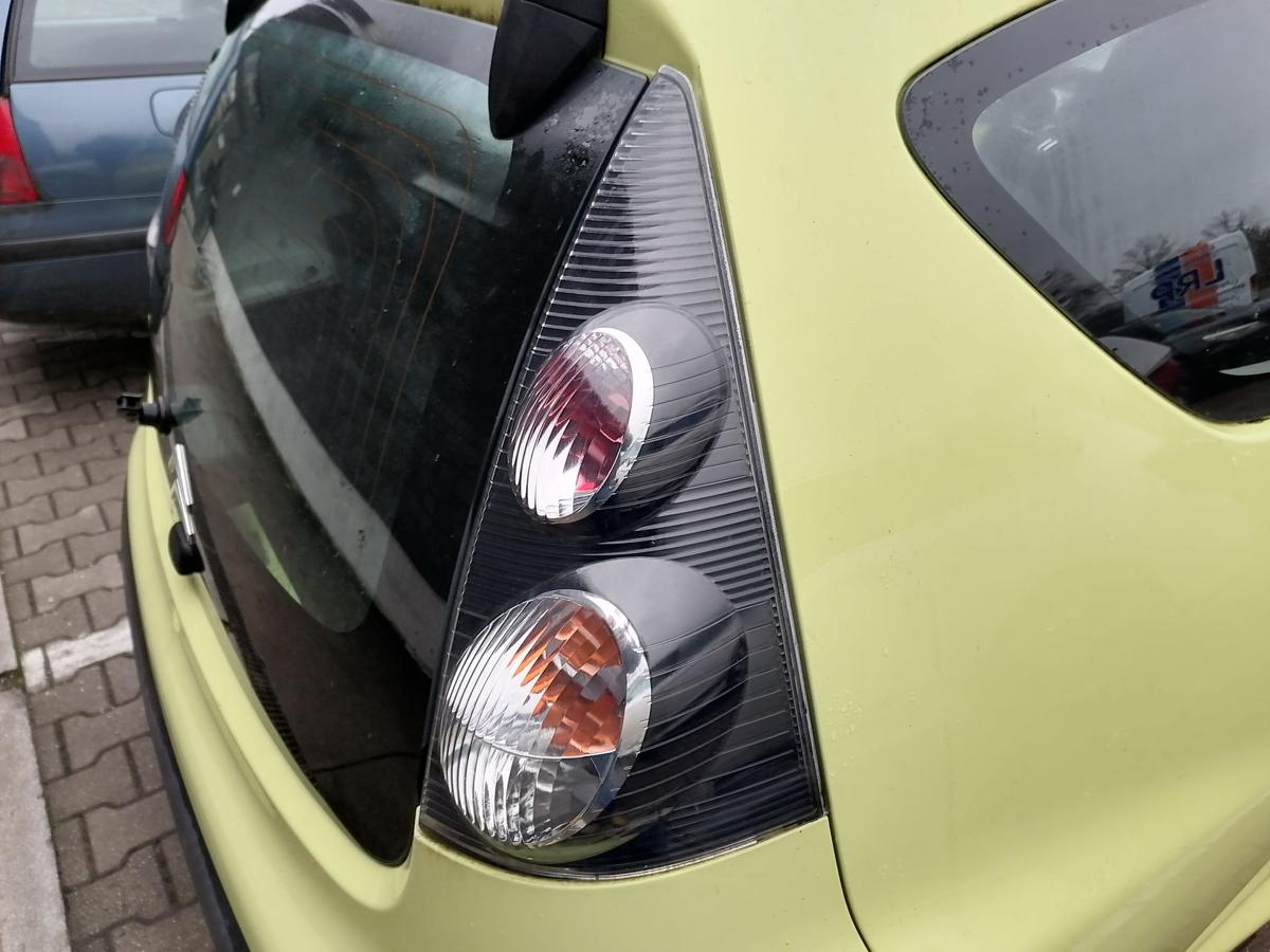 Citroen C1 Rücklicht Heckleuchte rechts BJ05-08