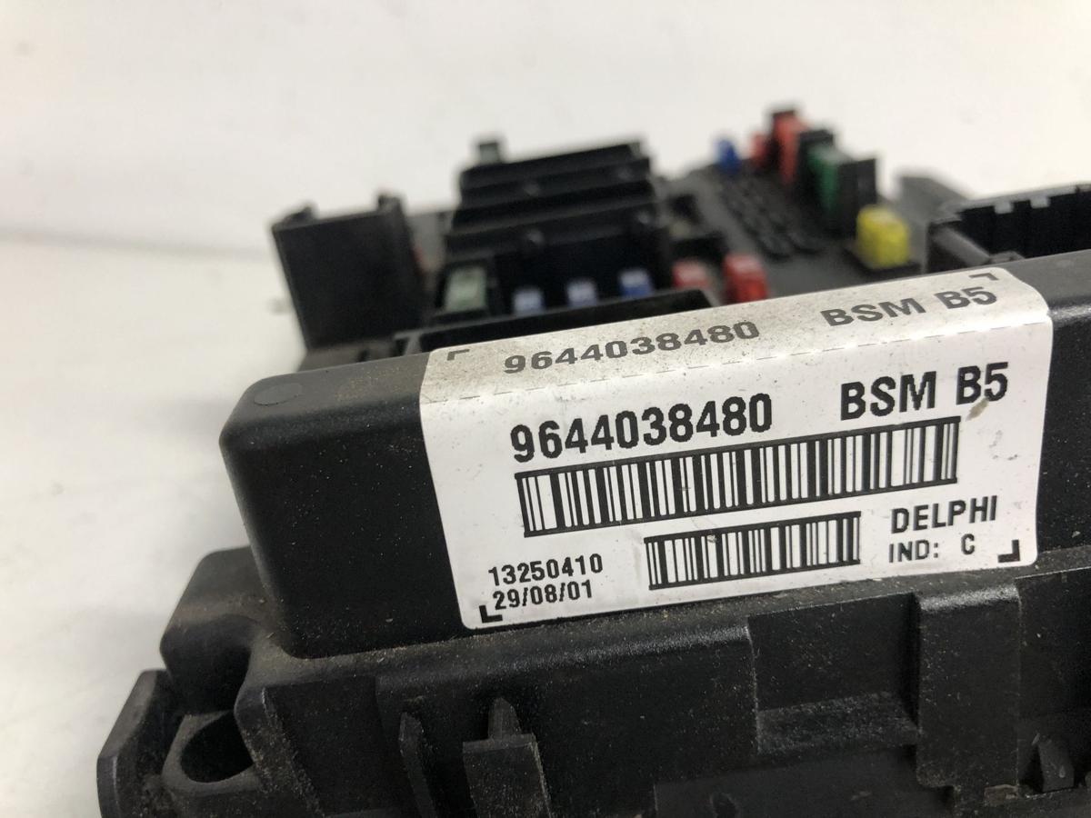 Peugeot 406 Coupe original Steuergerät Bordnetz Motorraum 9644038480 Bj 2002